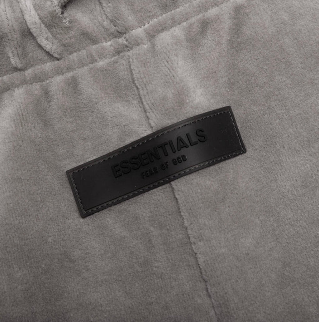 ESSENTIALS WOMEN’S VELOUR SMOKESWEATPANTS
